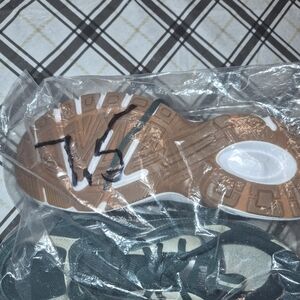 Puma Sneakers in Green and Brown